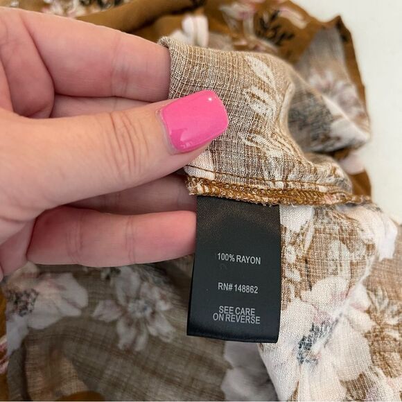 Torrid Button-Front Cami Brown Floral Tank Blouse Sz 0X - Picture 3 of 3